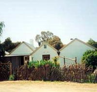 Miners Cottage And Garden - Lightning Ridge Tourism
