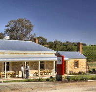 Two Hands Wines - Lightning Ridge Tourism