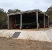 Monument To Soldier Settlement Scheme - Lightning Ridge Tourism