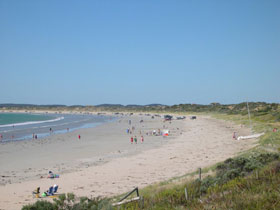 Long Beach At Robe - Lightning Ridge Tourism 0
