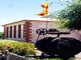 Penneshaw Maritime And Folk Museum - Lightning Ridge Tourism 0
