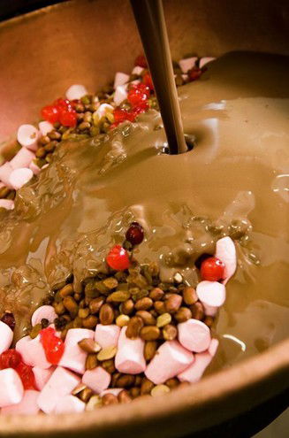 Melbas Chocolate & Confectionary - Lightning Ridge Tourism 10