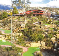 Putters Adventure Golf - Lightning Ridge Tourism