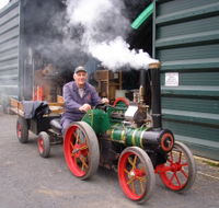 Pearns Steam World - Lightning Ridge Tourism
