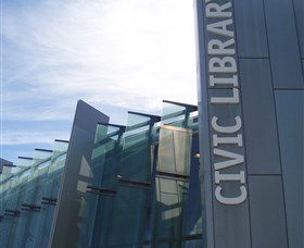 Civic Library - Lightning Ridge Tourism 0