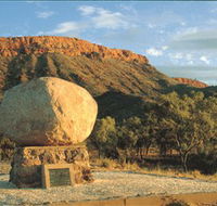 John Flynn's Grave Historic Reserve - Lightning Ridge Tourism