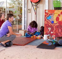Ngurratjuta Iltja Ntjarra Many Hands Art Centre - Lightning Ridge Tourism