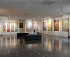 Muk Muk Fine Art - Lightning Ridge Tourism 0