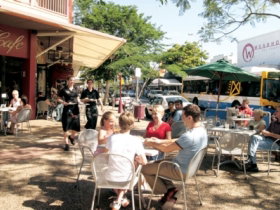 Greenslopes QLD Lightning Ridge Tourism