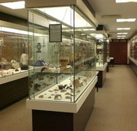 UQ Antiquities Museum - Lightning Ridge Tourism