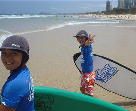 Broadbeach Surf School - Lightning Ridge Tourism 0