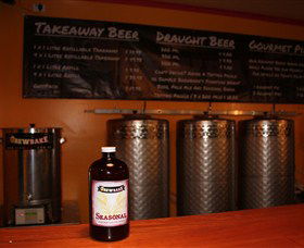 Brewbake At The Big Pineapple - Lightning Ridge Tourism 0