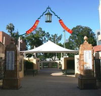 Gympie and Widgee War Memorial Gates - Lightning Ridge Tourism