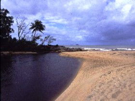 Bramston Beach QLD Lightning Ridge Tourism