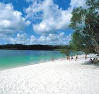 Lake McKenzie - Lightning Ridge Tourism