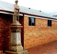 Westbrook War Memorial - Lightning Ridge Tourism