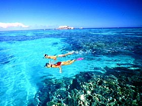 Great Barrier Reef Islands - Lightning Ridge Tourism 0