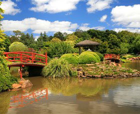 Japanese Gardens - Lightning Ridge Tourism 0