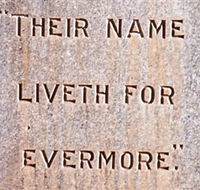 Blackall War Memorial and Memorial Seat - Lightning Ridge Tourism