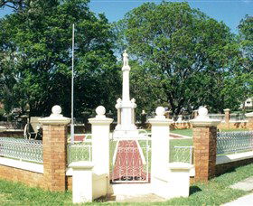 Boonah War Memorial And Memorial Park - Lightning Ridge Tourism 0