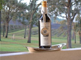 Bunjurgen Estate Vineyard - Lightning Ridge Tourism 0