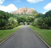 Queens Gardens - Lightning Ridge Tourism