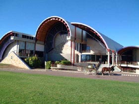 Australian Stockmans Hall Of Fame And Outback Heritage Centre - Lightning Ridge Tourism 0