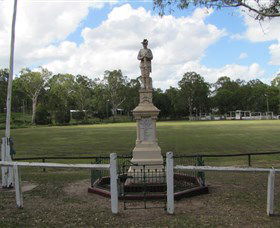 Apple Tree Creek War Memorial - Lightning Ridge Tourism 0