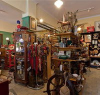 View Street Bazaar - Lightning Ridge Tourism
