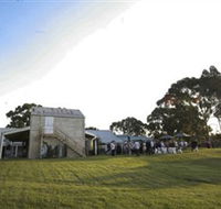 St Leonards Vineyard - Lightning Ridge Tourism
