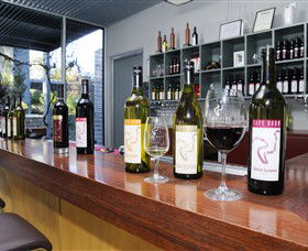 Cape Horn Winery - Lightning Ridge Tourism 0