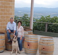Stefani Estate - Lightning Ridge Tourism