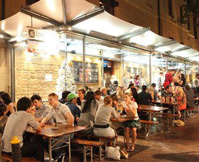 LÃ¶wenbrÃ¤u Keller - Lightning Ridge Tourism 0