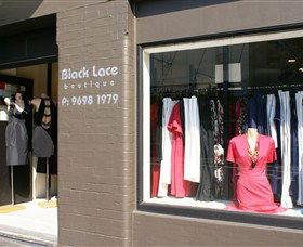 Black Lace - Lightning Ridge Tourism 0