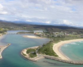 Bermagui Country Club - Lightning Ridge Tourism 0