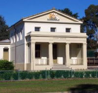 Berry Courthouse - Lightning Ridge Tourism