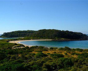 Broulee Island Walk - Lightning Ridge Tourism 0