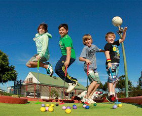 Illawarra Golf Complex - Lightning Ridge Tourism 0