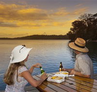 Kayaking on Tuross Lake - Lightning Ridge Tourism