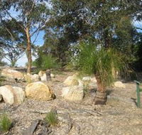 Curtis Park Arboretum - Lightning Ridge Tourism