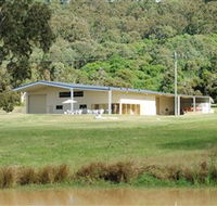 Razorback Ridge Wines - Lightning Ridge Tourism