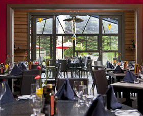 Oakdene Vineyards Restaurant And Cellar Door - Lightning Ridge Tourism 2