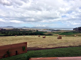 The Hazards Vineyard - Devil's Corner - Lightning Ridge Tourism 0