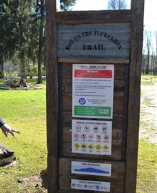 Gundagai NSW Lightning Ridge Tourism