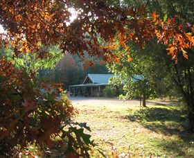 Little River Wines Of Taggerty - Lightning Ridge Tourism 4