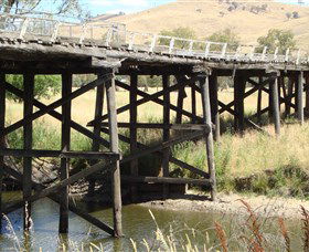 Historic Bridges Of Gundagai - Lightning Ridge Tourism 2