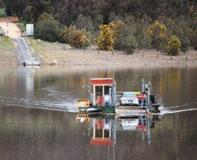 Wymah Ferry - Lightning Ridge Tourism 0