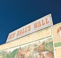 Ben Hall Wall - Lightning Ridge Tourism