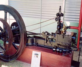 Turon Technology Museum - Lightning Ridge Tourism 0