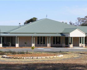Bluebelles Art Gallery - Lightning Ridge Tourism 0